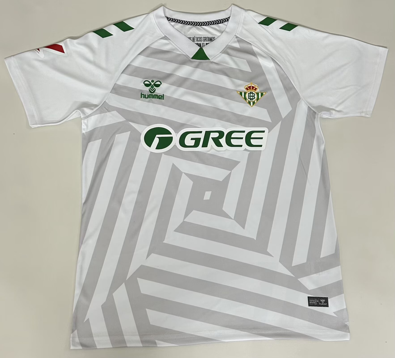 25-26 Real Betis Extérieur (Fan Version)