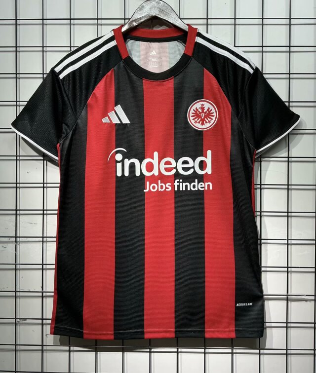 25-26 Eintracht Francfort Domicile (Fan Version)