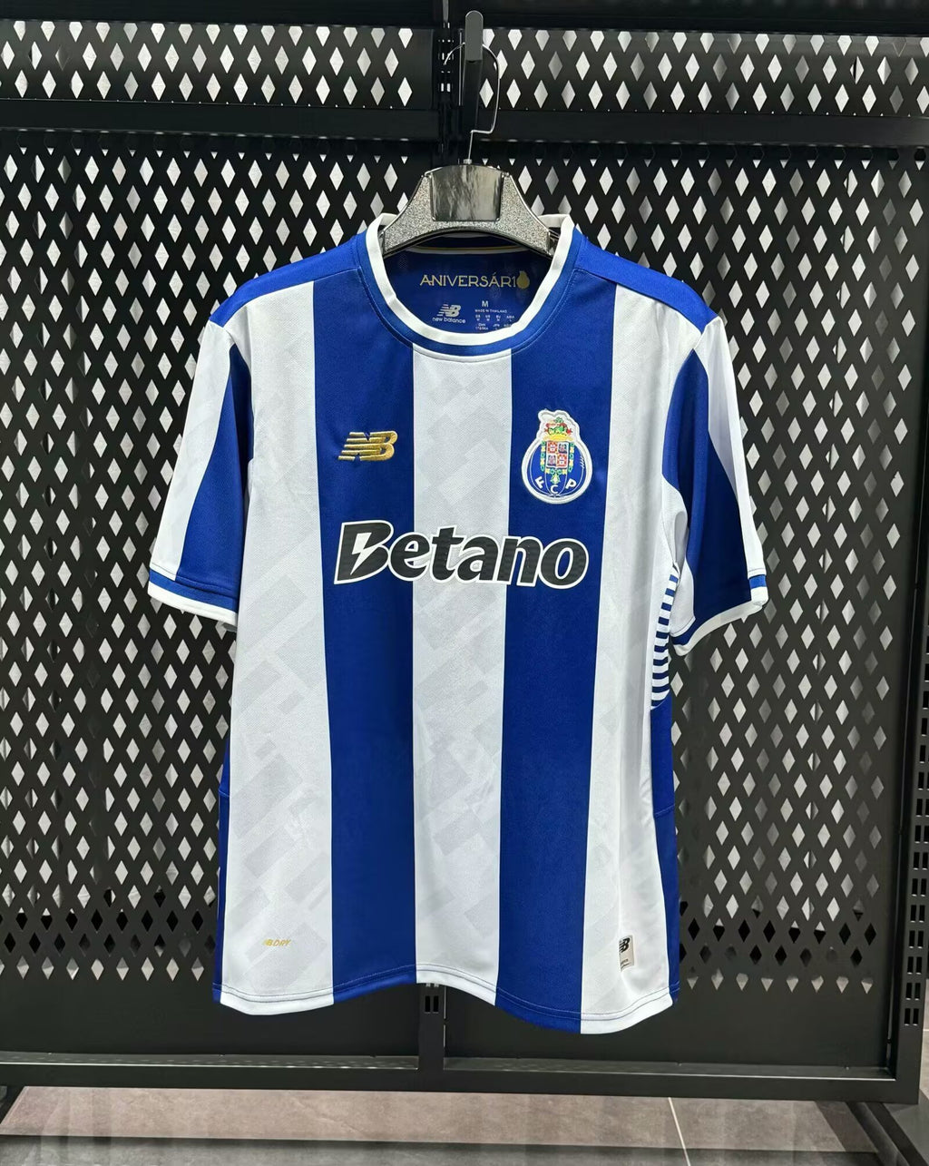 25-26 Porto Domicile (Fan Version)