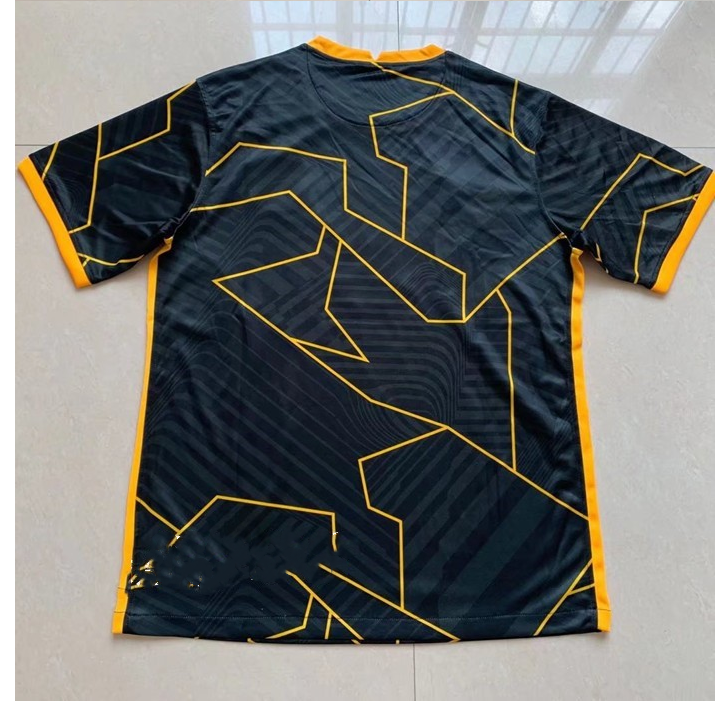 19-20 Kaizer Chiefs Domicile (fan version)