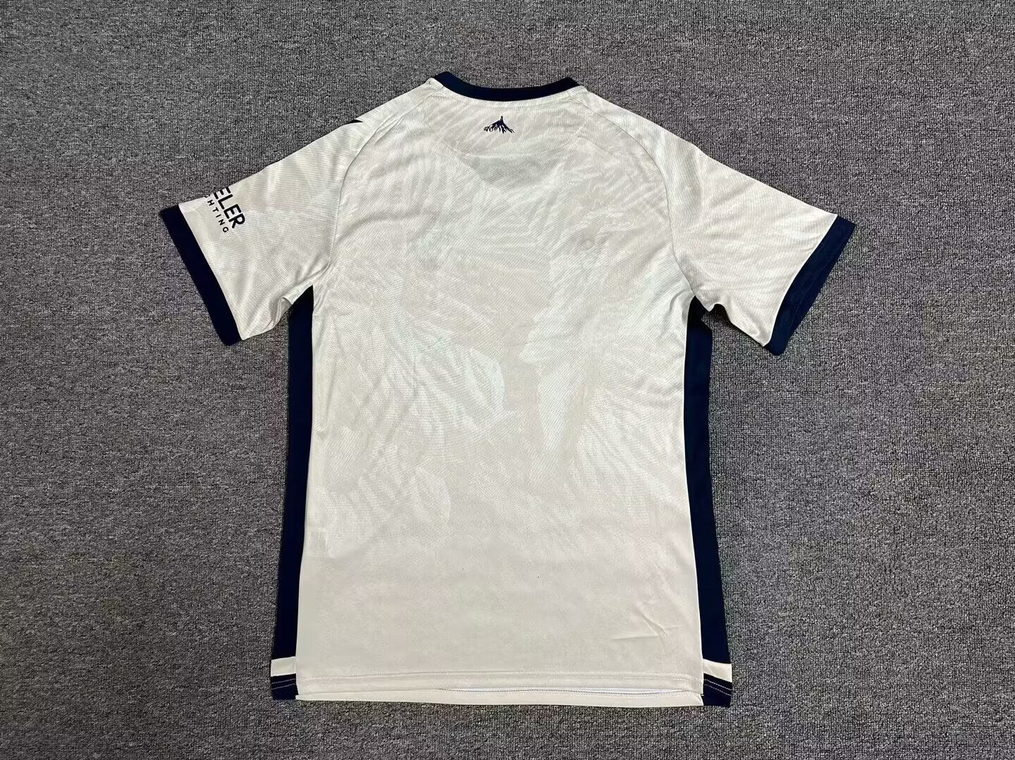 24-25 Club Atlético Osasuna Extérieur (Fan Version)