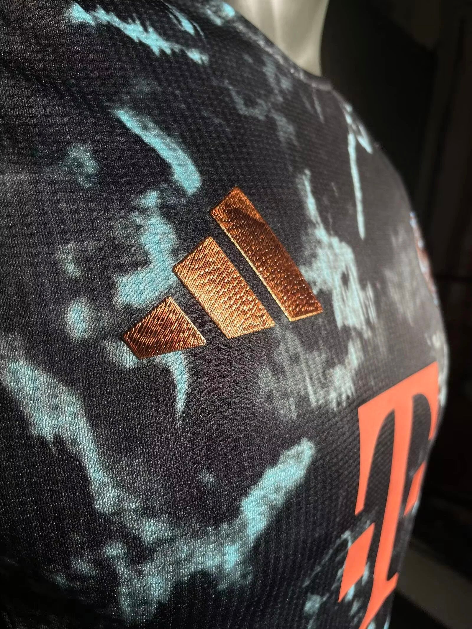 24-25 Bayern Extérieur [Player Version]