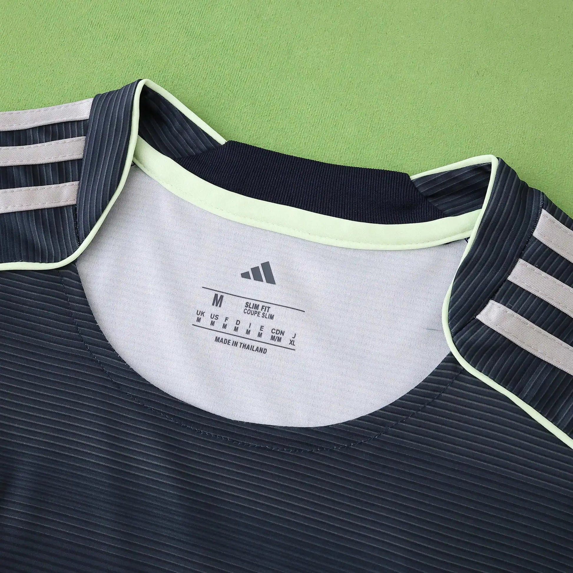 25-26 Real Madrid Extérieur (Fan Version)