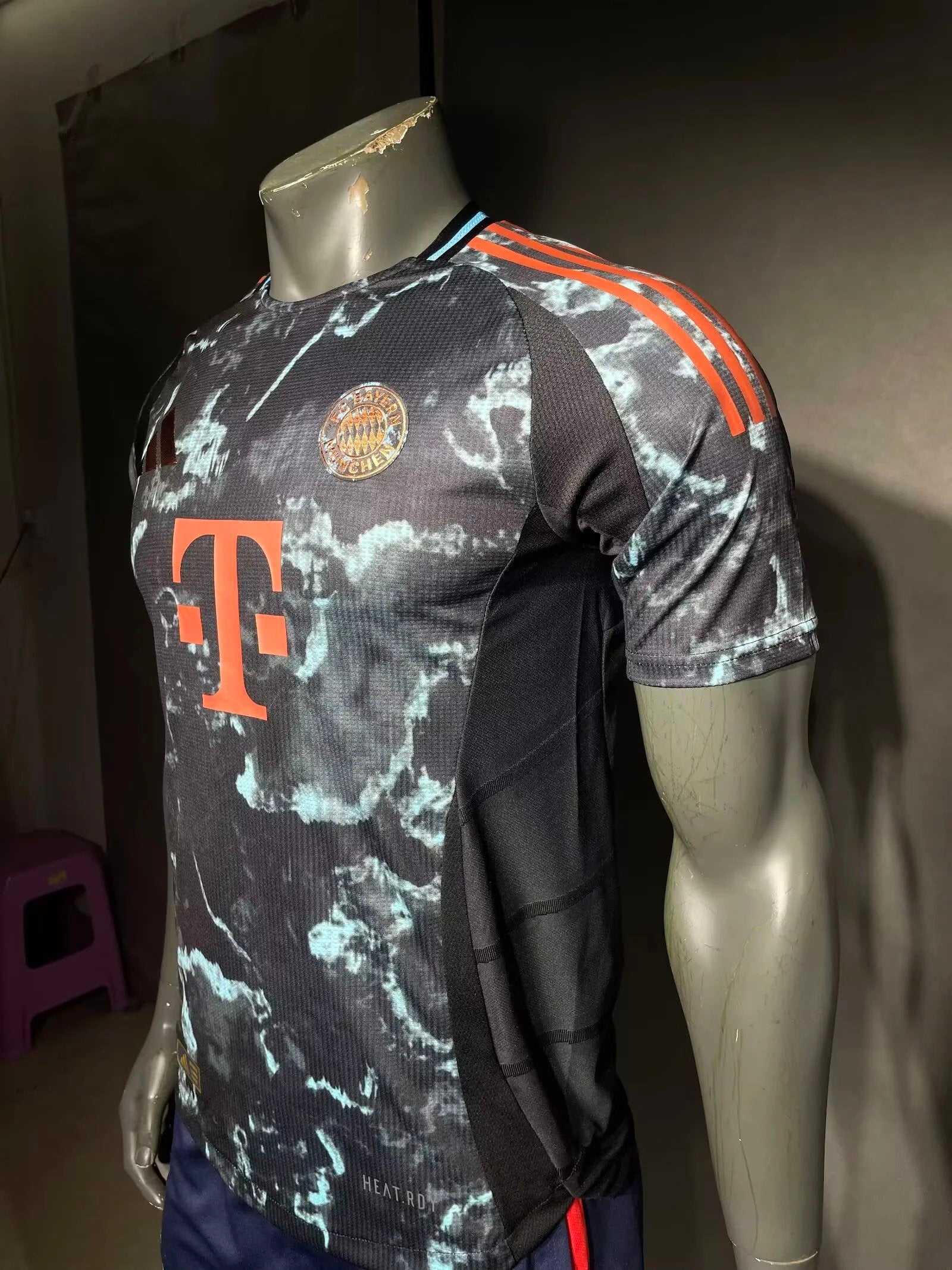 24-25 Bayern Extérieur [Player Version]