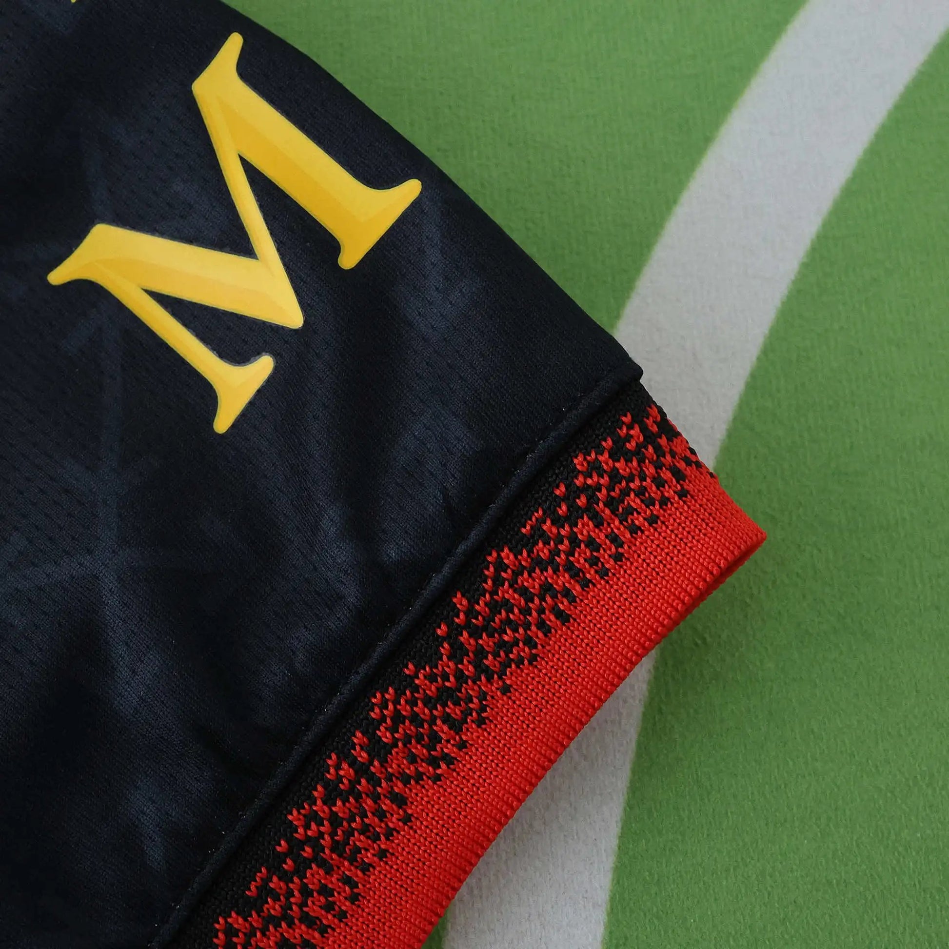 25-26 AC Milan Spécial Edition Black (Fan Edition)