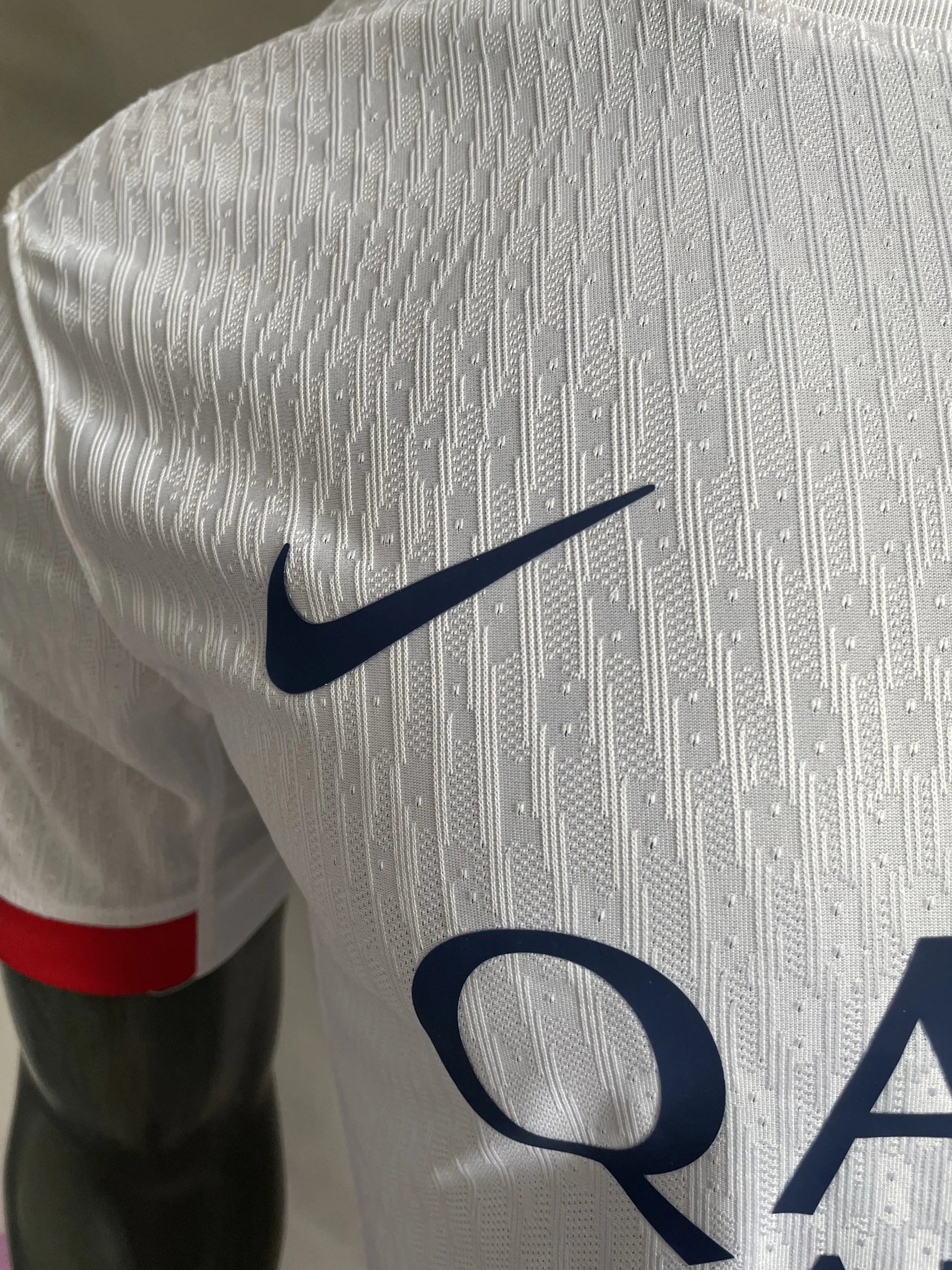 24-25 Paris Extérieur [Player Version]