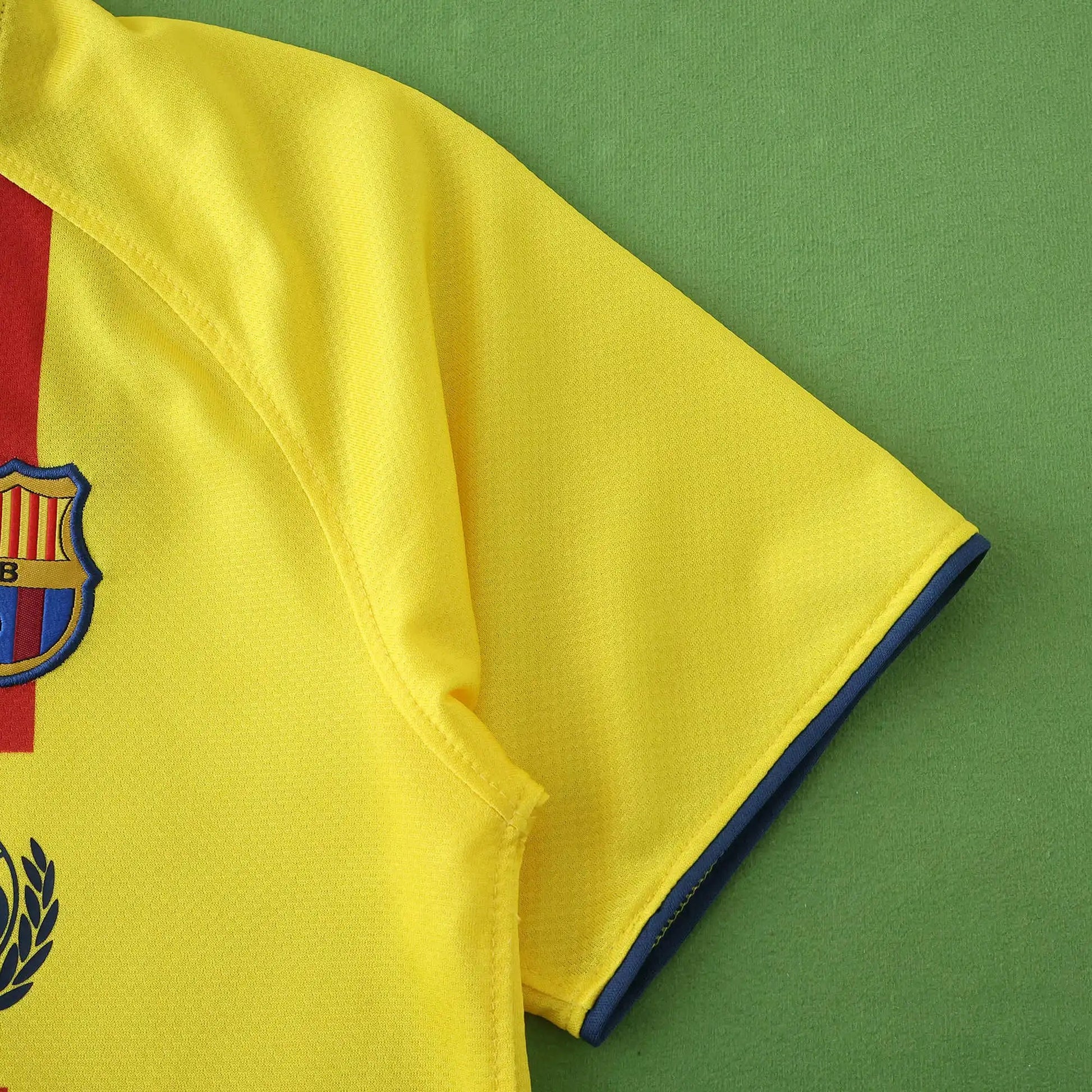 08-09 - FC Barcelone Extérieur - Coffret enfant (Édition Fan)