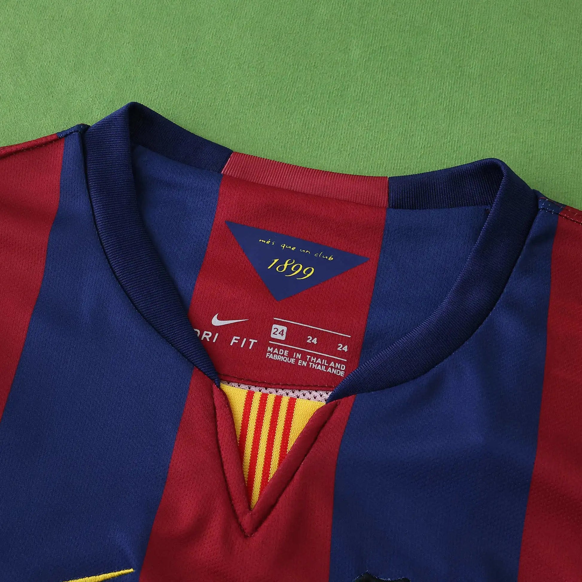 14-15 - FC Barcelone Domicile - Coffret enfant (Édition Fan)