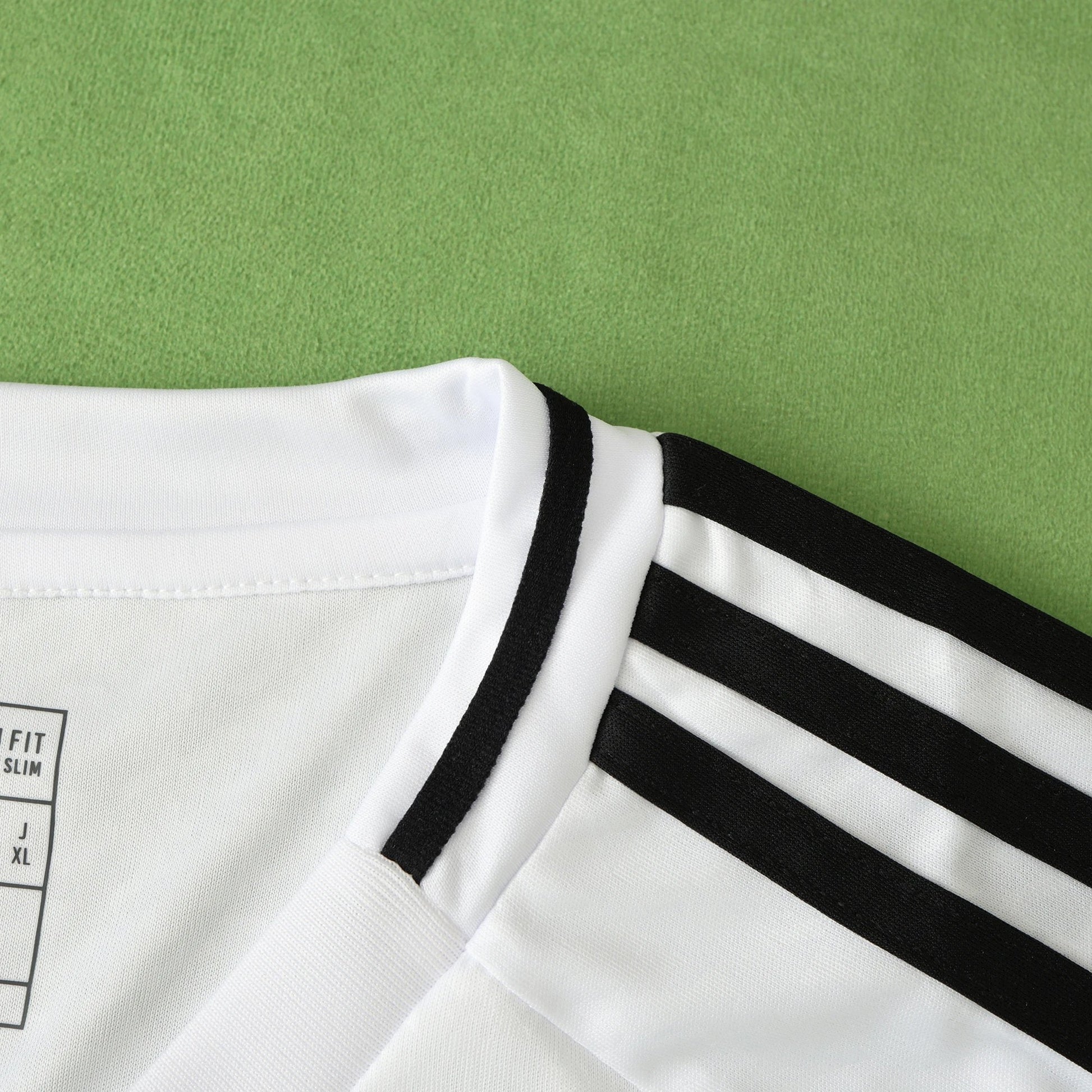 24-25 Real Madrid Domicile (Fan Version)