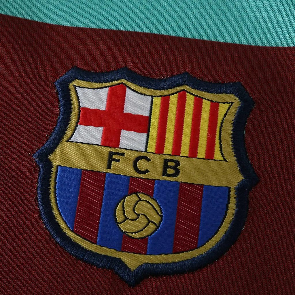 10-11- FC Barcelone Extérieur - Coffret enfant (Édition Fan)