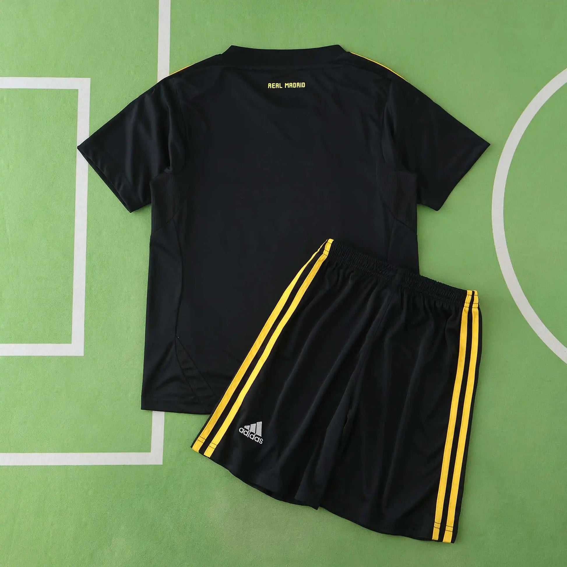 11-12 Real Madrid Gardien Noir - Coffret enfant (Édition Fan)