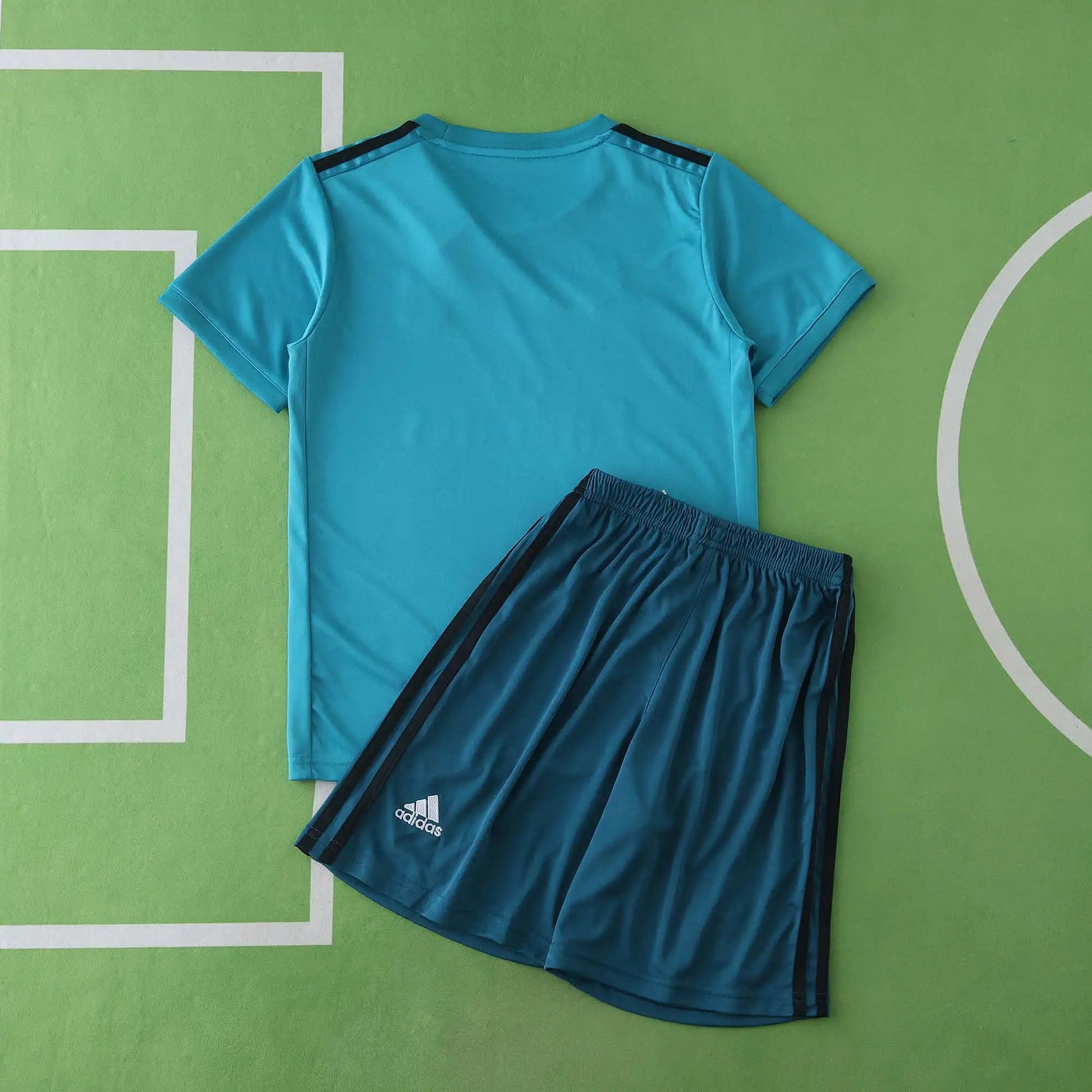 17-18 - Real Madrid Third - Coffret enfant (Édition Fan)