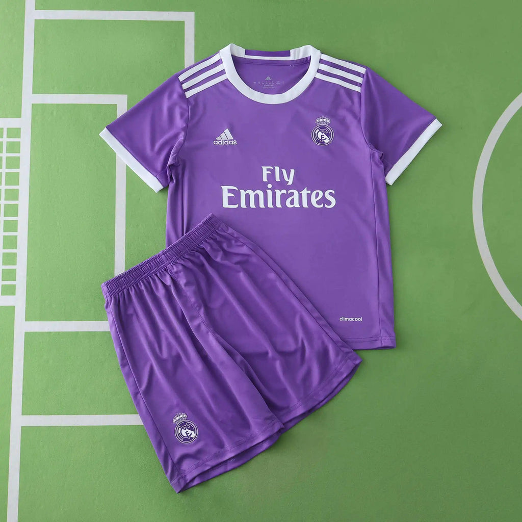 16-17-Real Madrid Extérieur - Coffret enfant (Édition Fan)